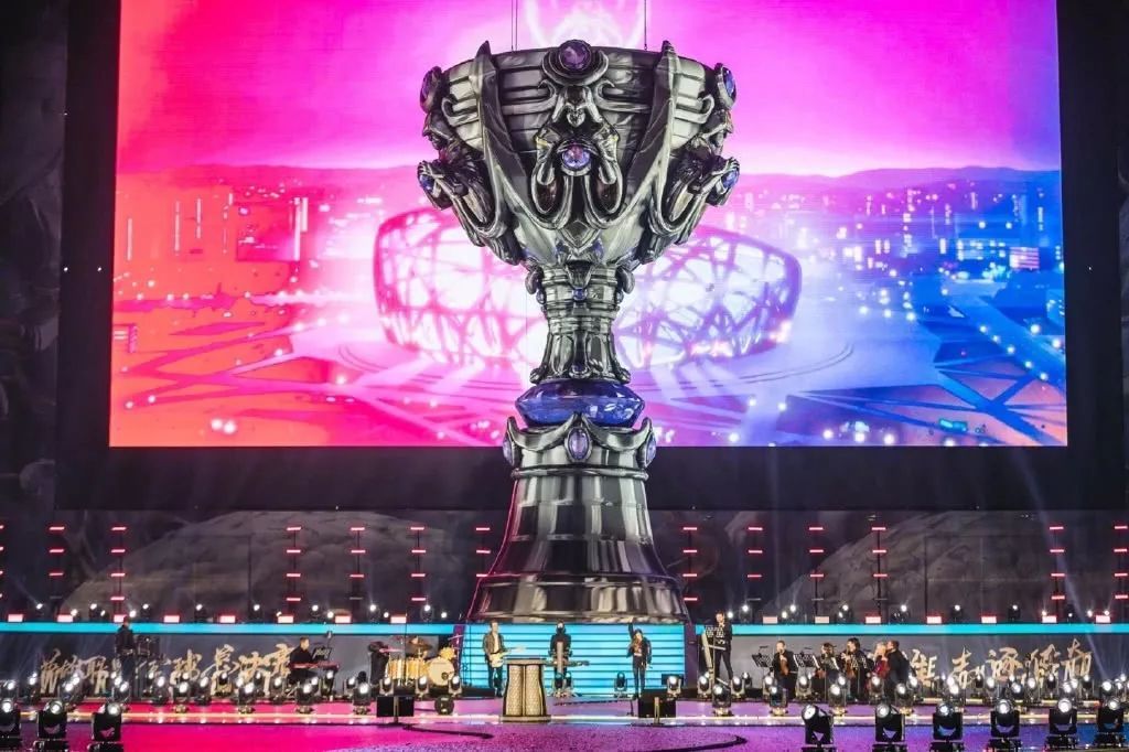 IMP ：每个人的立场不同 我谁都不站 我是来打比赛的 不是吵架的