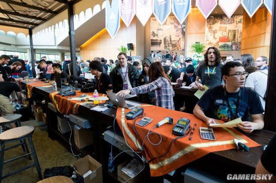 LPL夏季赛W2D6：Cryin对位Ucal，Milkyway交手Kanavi